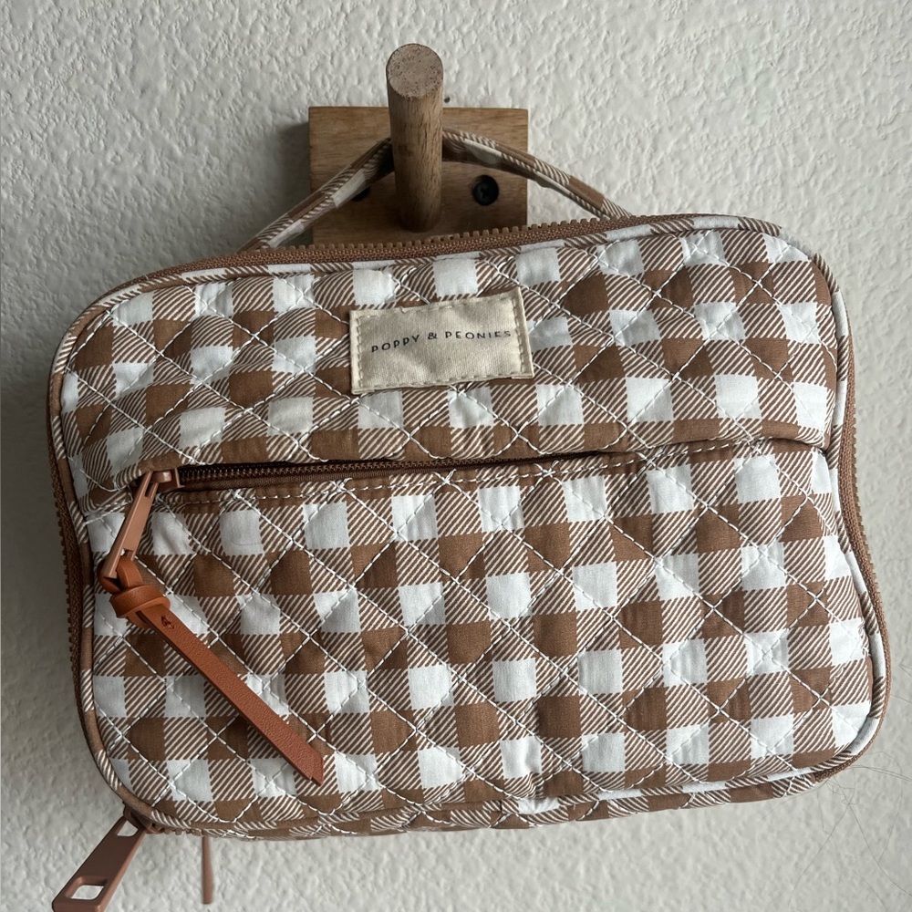 Poppy & Peonies Quilted Travel / Makeup Organizer